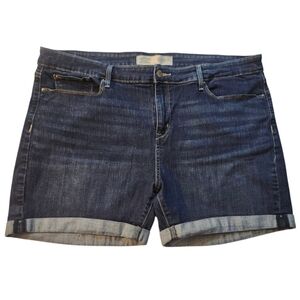 Levis Mid Rise Denim Blue Women's Shorts 4.5" Inseam